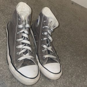 Women's Gray Converse 8